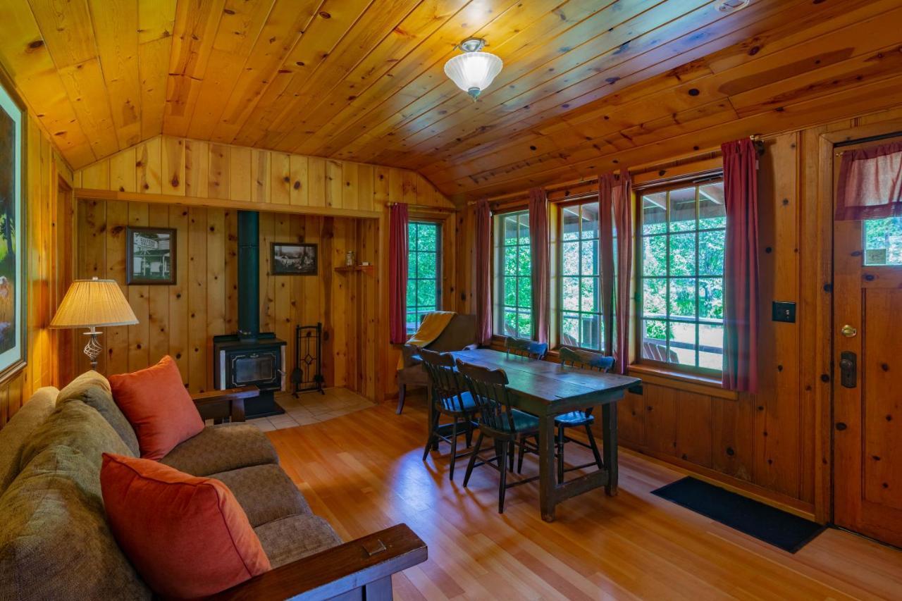 Lake Creek Lodge Camp Sherman Buitenkant foto