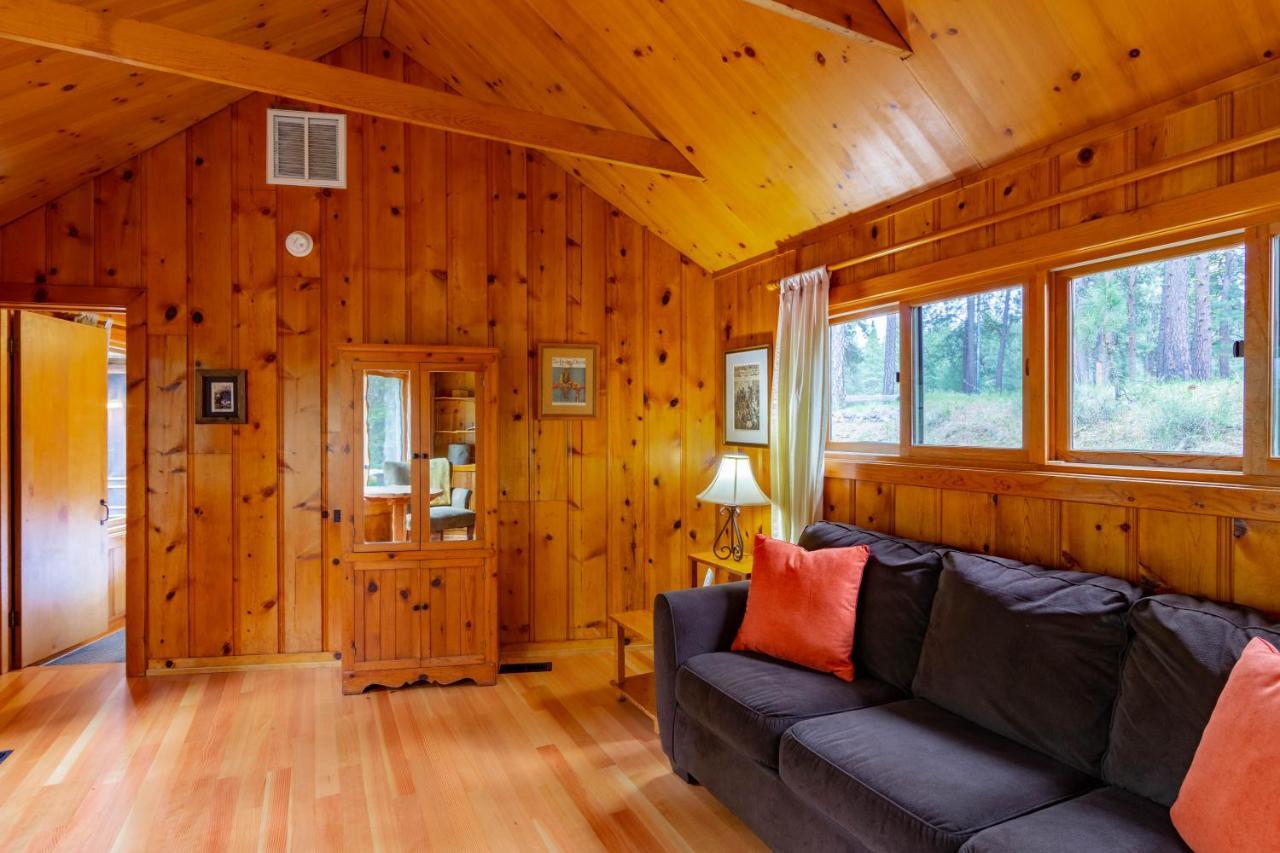 Lake Creek Lodge Camp Sherman Buitenkant foto